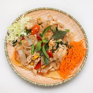 Thai Spaghetti Kee Mao
